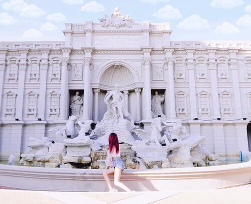 Making the best memories along the way ✈️.....#potd #ootd #clozetteid #venetian #traveldiaries