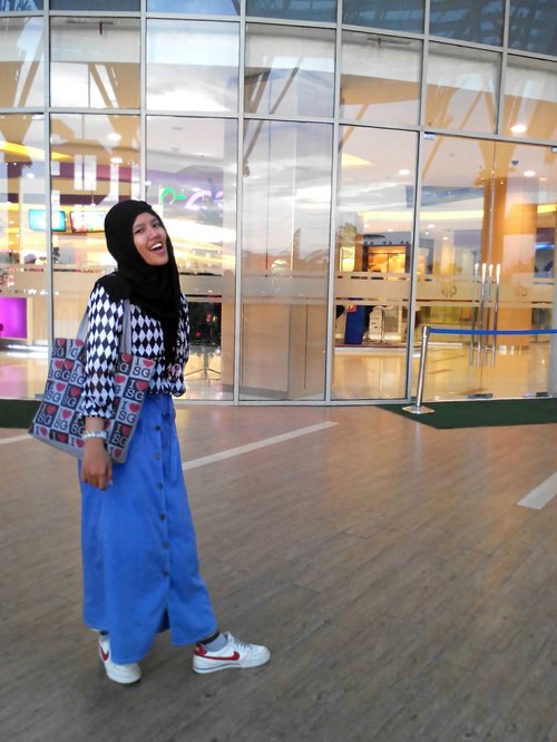 me with hijab in daily. Naturally me #ClozetteID #GoDiscover #ItsSoYou #HijabStyle