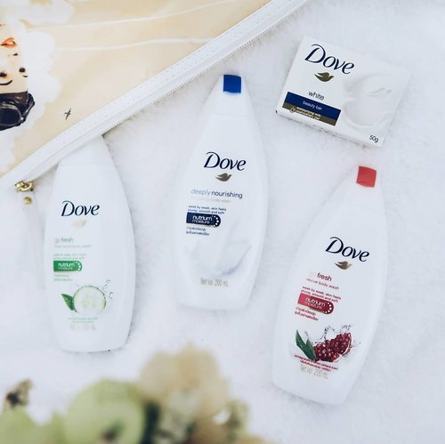 Once i get home, i'm going to pamper my day with these babies 💦 My favorite definitely dove go fresh (feels so fresh and refreshing). If you have sensitive skin you might try Dove beauty bar.To get Dove Timeless Beauty gift set please check https://shopee.co.id#BeautyJournalxDove #beautyjournal #doveidn #realbeauty #dovegofresh #clozetteid