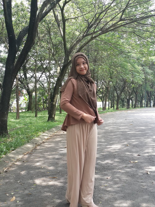 My #hotd
Brown #jumpsuit combine with smart #blazer.. its so my right my choice my life .. #clozetteID