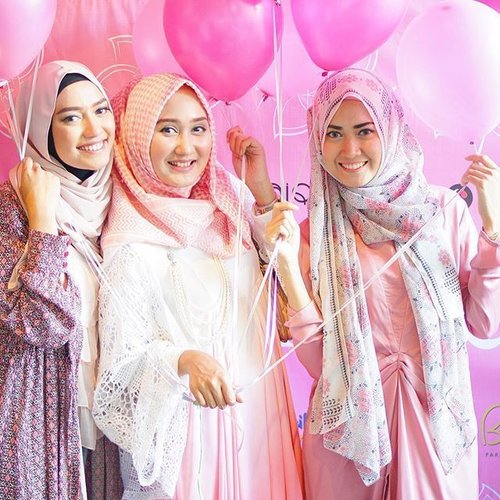  Reunited with my best @dianpelangi & @megaiskanti in the launching of tempatkami.net supported by @wardahbeauty #WardahLadies #wardahgirls 😘😘... Read more →