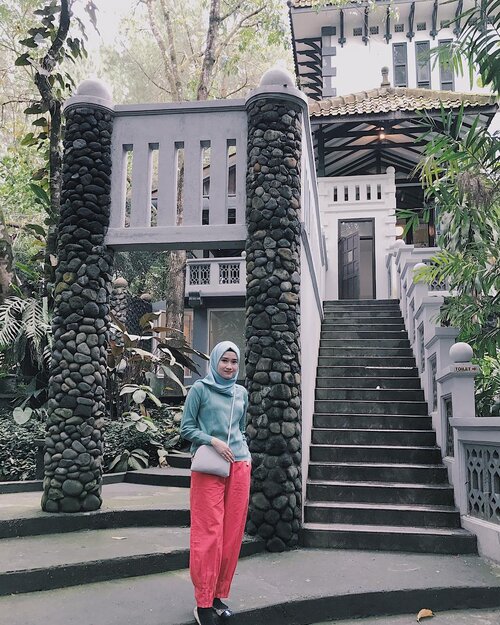 Jadi sebenernya yg bener Jogja apa Yogya? Apa Borma? 🤭••••#clozetteID #jogja #yogyakarta #explorejogja #yogya #jalanjalan #indonesia