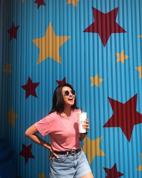 Keep your eyes on the stars and your feet on the ground🌈
.
.
.
.
.
.
.
.
.
.
.
#clozetteid #holiday #star #colorful #girl #cute #instagram #instamodels #instamoment #instagood #instamood #photography #photooftheday #ootd #fashion #pink