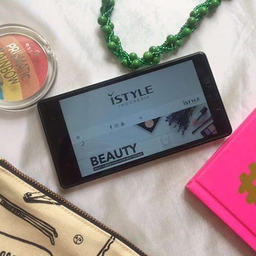 Let's surf to the latest web portal for the millenials! @istyleindonesia ready to serve you bunch of updates for your fashion, beauty & lifestyle needs! 
The post is up on the blog 👉🏼 http://bit.ly/iStyleIndonesia
.
.
.
#istyleindonesia #review #clozetteID #beauty #lifestyle #fashiondaily