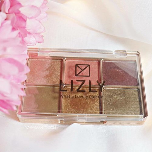 New post is up!
A review about Lizly What A Lovely eyeshadow palette. 😍😍😍
Got this from my latest @altheakorea haul. 
Link is in bio. 💕
#lizly #eyeshadow #clozetteid #makeup #caaantik #caaantikbeautyblog #sbybeautyblogger #bblogger #surabayabeautyblogger #femalebloggersid #beautybloggerid #koreanmakeup