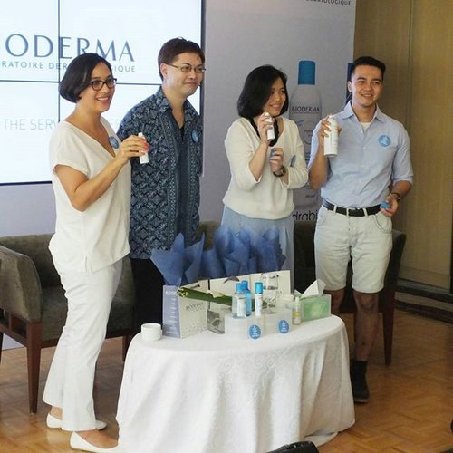 BIODERMA HYDRABIO RANGE was officially launched yesterday at Pullman Hotel, Jakarta. I was so lucky to have the opportunity to attend the event. Thanks @bioderma_indonesia for inviting me! Will write the event report and the review asap. #sprayyourself #biodermaindonesia #biodermahydrabio #biodermaID #talkativetya #indonesianbeautyblogger #beautyevent #BeautyBlogger #beautybloggerindonesia #bioderma #clozetteID #bbloggers #BblogID