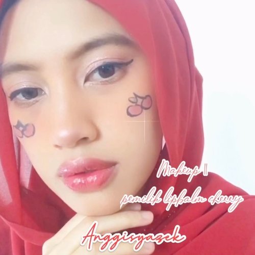 Coz the lady cherry is popular now 🍒
.
.
#clozetteid #wakeupandmakeup #makeup #tutorial #pkubeautyblogger #beautybloggerindonesia