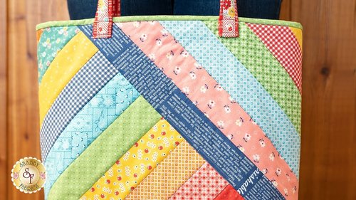 Quilt-As-You-Go Alexandra Tote Bag | A Shabby Fabrics Tutorial - YouTube