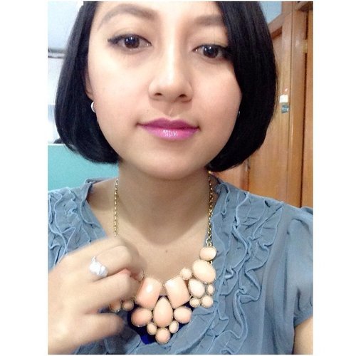Good Morning..just try to applicate some tips from yesterday beauty class,,i use rose pink lipstick to color up this tuesday #selfie #makeup #clozetteID #motd 