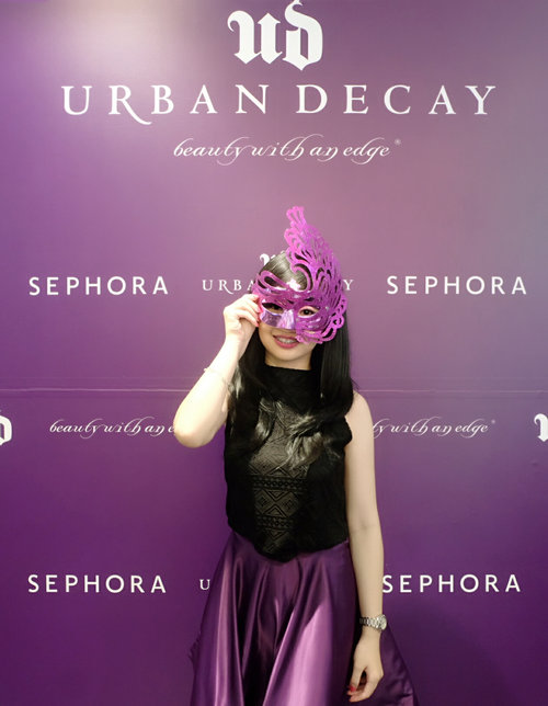 The wait is over! @urbandecaycosmetics is now available at @sephoraidn Plaza Indonesia, Kelapa Gading Mall, and Discovery Mall, Bali. Read the full review on my blog: http://yennitanoyo.blogspot.co.id/2016/08/exclusive-launch-of-urban-decay-at.html
#UDIndonesia #SephoraIDNxUDIndonesia #SephoraID
