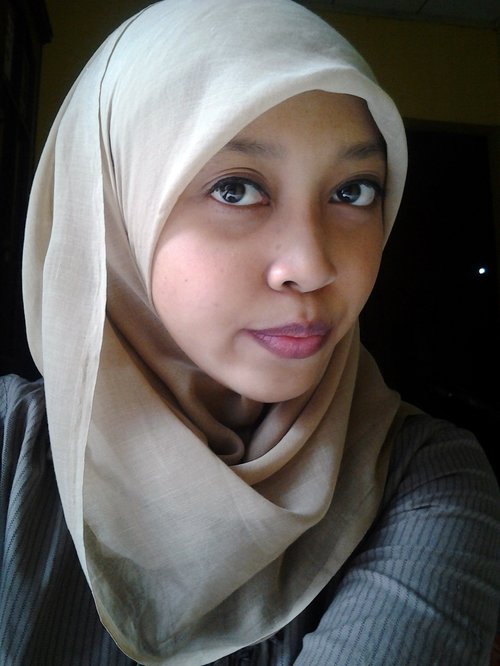 Simple hijab#simple makeup#brown#campus#daily#love it