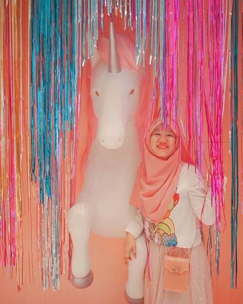 Let's dance with fairies 🧚‍♀, ride a #unicorn 🦄 , swim with mermaids 🧜‍♀, chase rainbow 🌈. Living a happy life .
Location: @mallofindonesia #MOIUnicornLand
.
.
.
.
.
 #jilbabday #hijabtravellers #hijabday #hijabtravelling #hijabdaily #hijabtraveller  #traveling #holiday #vacation #redtraveler #clozetteid #dolansebentar #CreateMoments #PesonaIndonesia #yourtravelvoice #AladinGetaway #travellerscantik #keluarbentar #INDOFLASHLIGHT #infiatravel #TripZillaTraveller