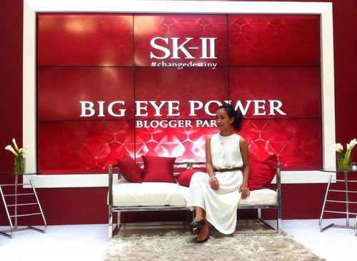 Just attended SK-II Big Eye Power Blogger Party Event. 😘😘 #skII #rnapower #biggerlookingeyes #skincare #clozetteid #starclozetter #sakuralisha #beautybloggers #event #bloggerevent #bloggergathering #beautyevent #bloggerparty #indonesian #indonesia #jakarta #plazasenayan #mainatriumplazasenayan #indonesianbeautyblogger #ootd #fotd #fashion #fashionoftheday #outfit #outfitoftheday