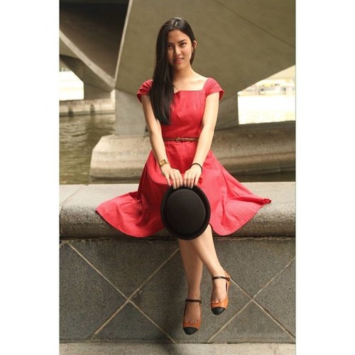 Vintage red dress by vintouska 🍒#classic #vintage #ootdindo #ootd #red #dress #polkadot #hat #flatshoes #ClozetteID #fashion #fashionblogger