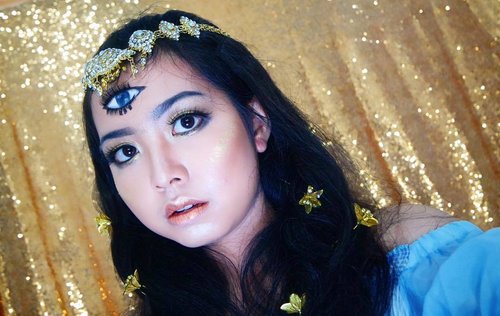 This is the reason for you "guys", why you may not lie in front of "us" (women). Yes, we have another EYE 👁.
@nyxcosmetics_indonesia 
Golden Goddess makeup tutorial will be up soon on my youtube chanel.

@indobeautygram @indovidgram #ivgbeauty #clozetteid