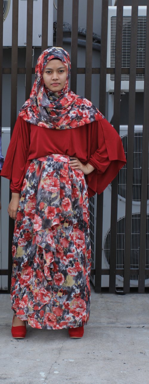 Flowery on Floral skirt and shawl #ClozetteID #COTW