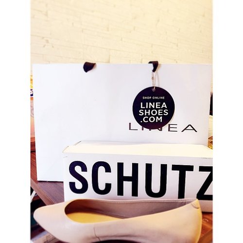 #schutz #linea #shoes #clozetteid #clozettedaily