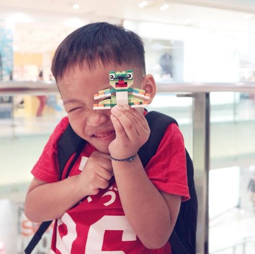 .HIS SMILE, means the world to meThe happiness after LEGO mini building class at LEGO Store, @grandindo.#destonmarvelle #lego #legoaddict #legocollector #happyface #son #sonshine #cute #happiness #blessed #love #thanksGod #bblogger #bloggerslife #mommyblogger #clozetteid  #qualitytime #mommyandson