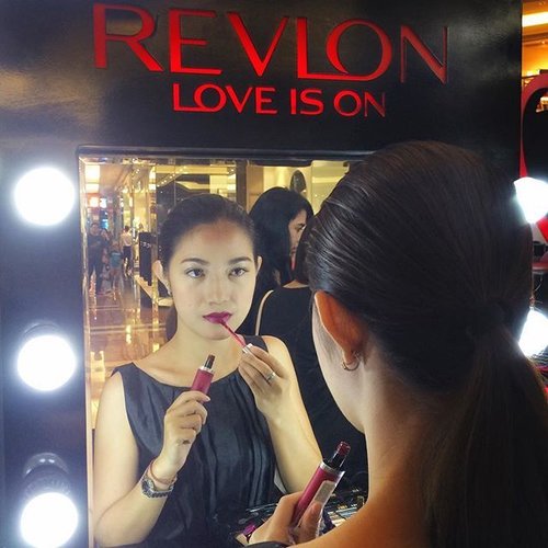 .Lips without lipstick are like cake without frosting. So, I proclaim my ADDICTION to this newly launched Revlon Ultra HD Matte Lipcolor, especially shade 610 Addiction 💋.#ClozetteID #StarClozetter #UnfoldYourBlodSide #RevlonID #Revlon #revlonultrahdmattelipcolor #liquidlipstick #mattelipstick #lipstickaddict #lipsticklesbian #lipstickaddiction #lipstickjunkie #newlaunch #beautyvent #BeautyBlogger #BloggersLife #IndonesiaBeautyBlogger