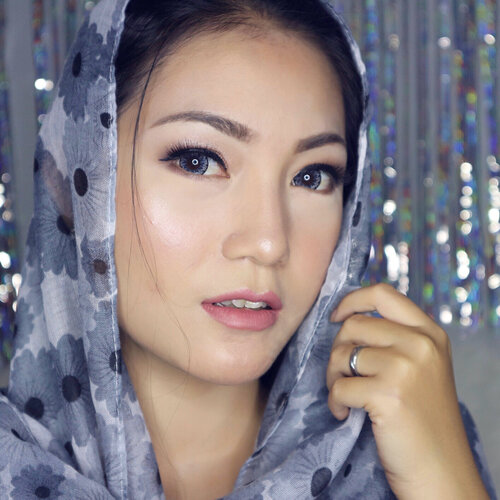 .Hayoo udah bolong berapa puasanya?? 😛Makeup look untuk bukber ini udah pernah ak share tutorialnya, cek di postingan video ku bbrp hari lalu yaa..Kode *memble emoticon* 🤪Hihihi....#anitamayaadotcom #makeuptutorial #makeupvideo #wakeupandmakeup #makeupaddict #bloggerslife #clozetteid #potd