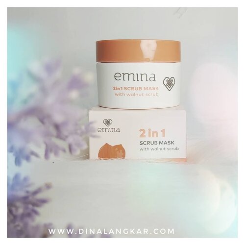 Emina 2 in 1 scrub mask with walnut nih cocok untuk kamu yg suka ke praktisan kayak aku. karena setelah scrub'an cuci wajah lalu pakai oleskan ke wajah lagi jadi masker dwehh...aku udah nulis first impression aku menggunakan #emina2in1scrubmask ini di blog. yang penasaran yuk ah mampir diblog (Link nya ada di bio) yapp...#eminacosmetics #emina2in1scrubmask #eminaterbaru #bloggerindonesia #bloggerperempuan #kumpulanemakblogger #beautyanthusiast #clozetteid #clozette