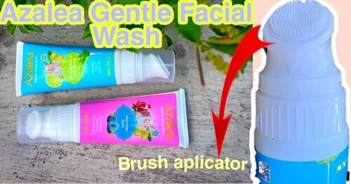 ☘️REVIEW AZALEA GENTLE FACIAL WASH + BRUSH APLIKATOR.Sudah tahu belum kalau @azaleabeautyhijab punya produk baru pembersih wajah,yaitu Azalea Gentle Facial Wash,yang dibagi jadi 2 ;.1. Azalea Gentle Facial Wash Wonder Skin (warna pink) 2. Azalea Gentle Facial Wash Oil Control & Anti Acne (warna biru).Bedanya apa? bedanya kalau yang pink lebih glowing,dan kalau biru untuk wajah berminyak dan berjerawat.Yang bikin facial wash ini spesial yaitu ada APLIKATOR BRUSH, jadi aplikator brush bisa kita pakai untuk membersihkan wajah lebih bersih karena selain lebih mudah menjangkau kotoran terdalam,juga bisa bikin wajah kita relax seperti dipijat.😍😘.Selengkapnya cek di blog n YT akuBlog ⬇️https://strawberrymisire.wordpress.com/2019/12/05/review-azalea-gentle-facial-wash-with-brush-aplicator/.YT ⬇️https://youtu.be/cSXyxEUbSMk.#azalea #azaleabeautyhijab #reviewazalea #reviewazaleafacialwash #reviewazaleagentlefacialwash #azaleaprodukbaru #azaleafacialwash #azaleagentlefacialwash #beautiesquad #clozetteid #kbbvfeatured #beautyreviewindonesia #beautychannelidtrend#setterspace