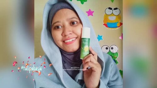 🌻🍋 SKINMATE FLAWLESS ESSENCE 🍋🌻.Hay Beauties,kali ini aku ada review Essence,ini Essence punya @skinmate.indonesiamengandung vitamin C stabil, fish collagen dan vitamin E,sehingga kerjanya lebih maksimal untuk mencerahkan dan memberikan elastisitas kulit. Teksturnya seperti gel,bening transparan,cepat sekali meresap dan bikin kulit jadi lebih kenyal..review lengkapnya bisa cek di blog aku ⬇️https://strawberrymisire.wordpress.com/2020/02/04/review-skinmate-flawless-essence/YT aku ⬇️https://youtu.be/l0F6Ai10EbM.#skinmate #skinmateindonesia #reviewskinmate #bloggerperempuan #clozetteid