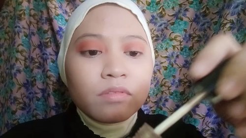 REVIEW MUKKA LIQUID EYESHADOW & MUKKA LIP COLORS - YouTubeSuka sama liquid eyeshadownya @mukka_kosmetik ada glitter dan mudah aplikasinya. .Video up juga di YT channel aku👇https://youtu.be/cT9gfmYl1w0.Produk by @mukka_kosmetikThank you #mukkakosmetik @mukka_kosmetik #kbbvfeatured #beautybloggerindonesia @beautybloggerindonesia #indobeautysquad @indobeautysquad #indonesianmua @indonesianmua #beautygoersid @beautygoers #beautiesquad @beautiesquad #bvloggerid @bvlogger.id #beautychannelidtrend @beautychannel.id #beautychannelid #beautybloggerid #bloggerperempuan @bloggerperempuan #clozetteid @clozetteid #bunnyneedsmakeup @bunnyneedsmakeup #tampilcantik @tampilcantik #ragamkecantikan @ragamkecantikan @hijabersbeautybvlogger #hijabersbeautybvlogger #bloggirlsid @bloggirls.id #ivgbeauty #indobeautygram @indobeautygram
