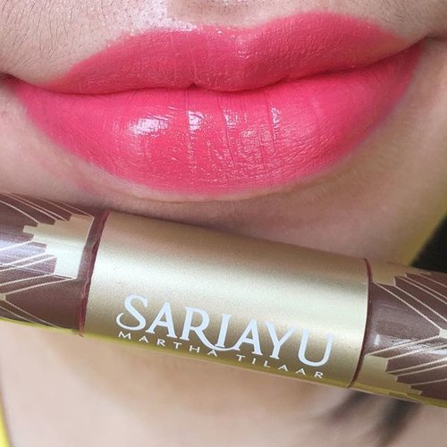 @sariayu_mt krakatau series dlck-06 matte combined glossy . #motd #clozetteid #makeup #lotd #lipstickoftheday #sariayu #trendwarna2016