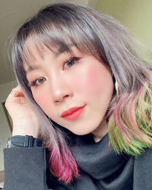 New hair, who dis? 💇🏻‍♀️ @katherineseakx99 @99percenthairstudio Thanks @yanling421 for the bling bling nails ✨Wearing my long lasting lip cream from @vyvydstudio Lip Flash Matte / Vinylhttp://hicharis.net/ladiesjournal/KmO#vyvydstudio #Lipflashmatte #lipstick #lip  #CHARIS #hicharis@hicharis_official @charis_celeb #ladies_journal #fukuoka #japan #winter #haircolor #selfie #clozetteid #clozette #asian #indonesian