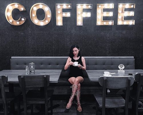 C O F F E E☕️.📸 by @tabarakamelisha ...#ladies_journal #clozette #clozetteid #clozetteambassador #fashion #fashionista #ootd #ootdindo #lookbook #instafashion #style #streetfashion #model #black #badass #bblogger #blogger #beauty #edgy #indonesia #palembang #cafe #coffee #photooftheday #monochrome