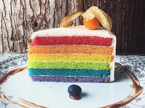 Yesterday date with hottie Lisa 🌈🍰 #ladies_journal #clozette #clozetteid #rainbowcake #food #foodism #foodgasm #foodstagram #rainbow #foodporn #foodie #instafood #igsg #sgig #cake