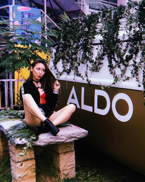 ALDO x Kult Gallery

Thank you @aldoshoes_sg for having me.
📸 by @jazliyanaparis 
#ladies_journal #aldoshoes #aldosg #aldocrew #clozetteid #clozette #ootd #fashion #streetstyle #aldoxkult