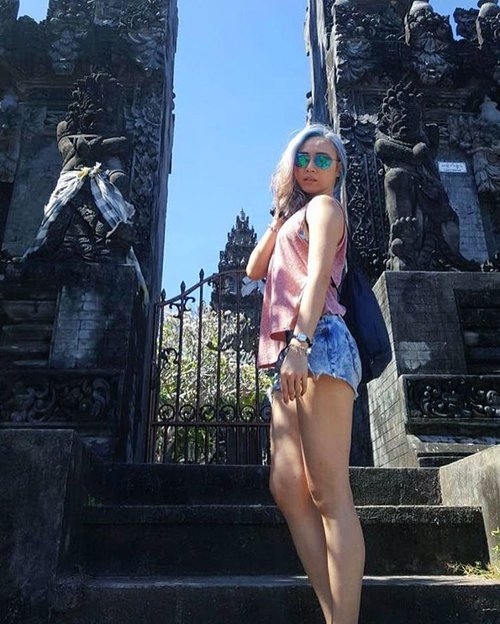 #throwback from being #tourist in my own country 🌤
Because #summer in #bali will never end. Everyday is #holiday in Bali 😂
.
.
.
#ladies_journal #indonesia #vacation #ootd #temple #pura #pure #lookbook #fashion #clozette #clozetteid #sky #instasky