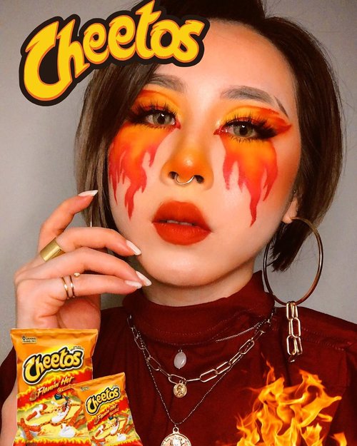 🔥 @cheetos_indonesia sponsor me please 😂🔥 Who’s into Flaming Hot Cheetos 🔥🙌🏻 ?

#ladies_journal #makeup #makeupartist #makeuptransformation #100daysofmakeup #clozetteid #clozette #selfie #motd #indobeautygram #indobeautysquad #sfx #sfxmakeup