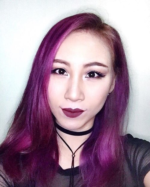 Thank you @genevievejinmei for always making my hair stay fabulous 😘😘😘 Never thought Violet can rock my inner rockstar 🤘🏻and my hair match my lips from @colourpop in PRIM .
.
.
#ladies_journal #clozette #clozetteid #hairstyles #hairdye #hair #haircolor #violethair #violet #igsg #sgig #selfie #colourpop #prim