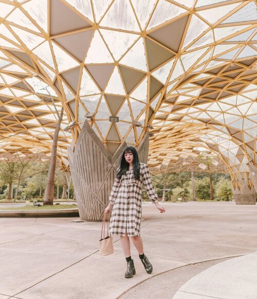 Strolling around Perdana Botanical Garden and found this cool spot .
.
.
📷 @yumiiikoo .
.
.
.
.
#clozette #clozetteid #kualalumpur #perdanabotanicalgarden #travel #lifestyle #lookbook #ootd #fashion #looksootd #visitkualalumpur