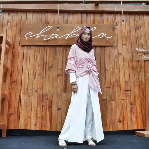 Dirgahayu Indonesiaku 🇮🇩 Merdeka 💪 ......#clozetteID #ootd #OOTDindo #HOOTD #clozettedaily #starclozetter #indonesianhijabblogger #indonesianfemaleblogger #bloggerperempuan #bloggerindo #dirgahayuindonesia #fashionstyle #Style #fashioblogger #hijablook