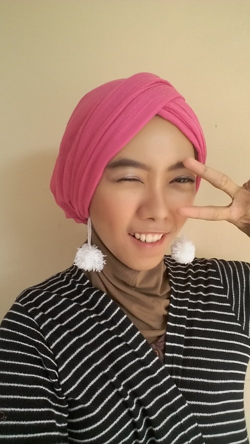 cheers 

#ClozetteID #hijab #turban #style #pompom #casual #clozettedaily