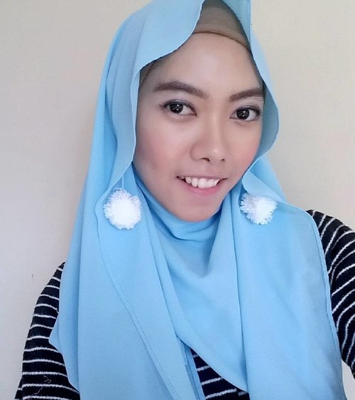 My daily hijab, as my signature It's a very simple to style in, and a good news is the tutorial will be uploaded next 😄..#ClozetteID #COTW #RamadhanFreshFace #hijab #hijaboftheday #dailyhijab #clozetter #clozettedaily