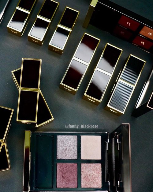 #TomfordTuesday ❤️✨
Every season I am very excited to see what #myfave #Tomford brand gonna launching. Most of the time I am happy to complete my #makeupcolletion 
Only few products I keep thinking, should I shouldn’t I...
This season, with their single shadows , I keep thinking 🤔 💭 and waiting for review... which one should I collect ? Is it really worth to bring along at my #makeuppouch ?  I am waiting for your review my #beauties 😘💋✨
Give me some clue, what should I collect from the single shadows...
No chance to swatch it in person yet ... 😊 so I am waiting 🍷✨
#makeup #makeuppost #makeuptalk #makeupporn #tomfordlipstick #tomfordeyeshadow #tomfordaddict #idontpopmollyirocktomford #bblog #beautyblogger #beautylover #clozette #clozetteid #beautyblog #beautypost #beautiful #gold #black #luxurybeauty
