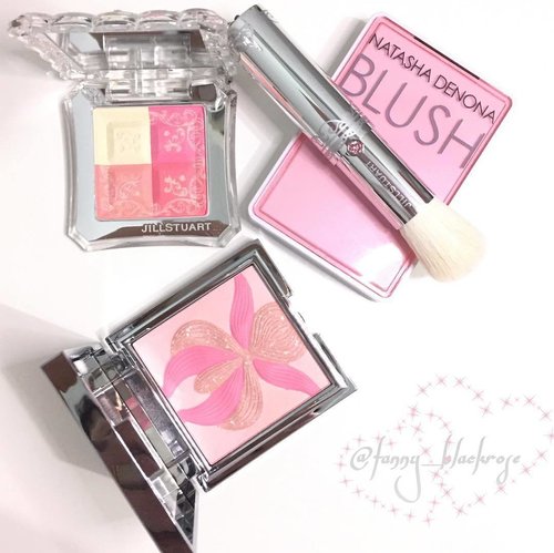 And it's time to make comparison of the #blush in my #collection ... so next time, easier which one to use... and no, ya not dupe able #pink #highlighter #highlightblush #rose in my collection. 😂💖😂💖 some will say, it is PINK 💞 Its long weekend here... hope everyone has a good one... #makeup #makeuplover #makeupmafia #jillstuart #jillstuartbeauty #sisley #sisleyparis #natashadenona #makeupbrush #makeupcollector #makeupjunkie #beauty #ilovemakeup #clozetteId #instadaily #instabeauty #instamakeup #natashadenona