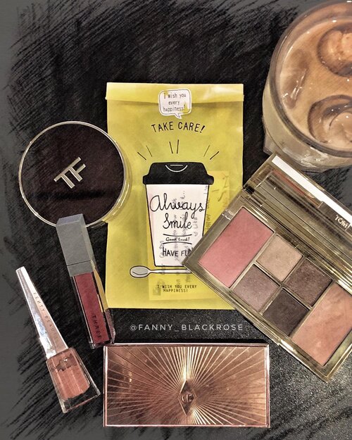 My #coffeestory or my #makeupstory ? 😊
Both has amazing journeys 😊
#makeuptalk #coffee #morningcoffee #makeuppost #love #friendship #tomford #tomfordaddict #tomfordlifestyle #ctilburymakeup #solarpower #fentybeauty #unbuttoned #threecosmetics #threecosmeticsmy #lipstick #redlipstick #skincareinfusedmakeup #tomfordcushion #smokeyeye #luxurybeauty #clozette #clozetteid #wakeupandmakeup