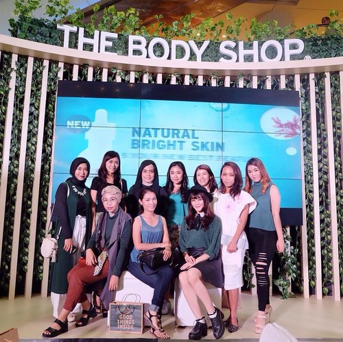 Previous on @thebodyshopindo Beauty Class, Star Clozetter &amp; Clozette Ambassador in shades of green 🌿🌹
#bloggersquad #clozetteid #indonesianbeautyblogger