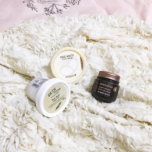 korean wash off mask🌾
〰️
⭐️#innisfree super volcanic pore clay mask
⭐️#skinfood egg white pore mask wash off
⭐️skinfood rice mask wash off (2017 version)
〰️
.
.
.
#skincarecommunity #abcommunity #skincareaddict #skincarejunkie #abskincare #abbeatthealgorithm #rasianbeauty #asianskincare #skincareroutine #clozetteid #skincare