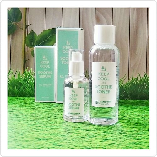 Selama beberapa hari ini, aku cobain skincare brand terbaru dari Korea. Namanya @keepcool_official 💙💙..Aku cobain produk KEEP COOL Soothe Toner dan Serumnya. Skincare ini mengandung bahan aktif BAMBOO WATER yang saat ini sedang happening di Korea. Sebenarnya untuk kulit kering dan sensitif. Namun, berhubung kulitku saat ini sedang berjerawat dan cuaca kota Palembang sedang panas banget (udah sebulanan gak hujan), jadi aku coba pake produk ini. 😊😊..Aku suka banget toner dan serumnya. Kerasa adem dan dingin di kulit. Bikin kulit jadi terasa lembab. Sejauh ini aku pake gak ada masalah berarti untuk kulitku. 😍😍..Untuk kalian yang mau nyobain juga, bisa beli di @shopee_idBelinya di toko resmi @keepcool_global Indonesia. Ohya, anyway aku udah bikin review lengkapnya. Cek di bio ya untuk linknya. 👆👆👆..#keepcool #keepitstaycool#keepcoolsoothebambootoner#keepcoolsoothebambooserum#review#skincarereview#Patpatserum#PatPatToner#Sensitiveskin#DehydratedOilSkin#InnerDrySkin#RecommendedForDamagedSkin#clozetteid