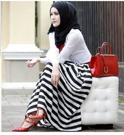 red bag for muslim fashion style