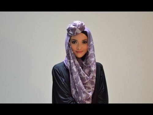 Hijab Tutorial Style 60 by Puteri Hasanah Karunia - YouTube