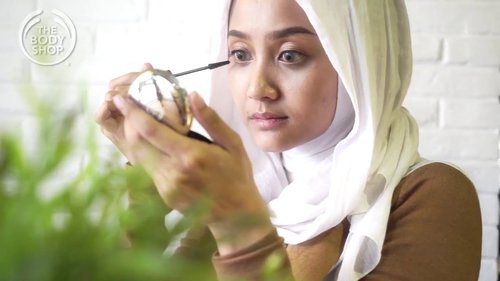 Daily Make-Up Tutorial from Hijaber Beauty Vlogger Linda Kahyz - YouTube