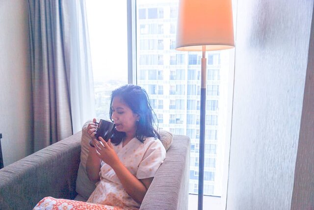 Hari yang cerah tidak baik jika tidak disambut dengan secangkir teh hangat 🍃☕.Happy Sunday Good People ❣️.Lakukan kegiatan positif mu dengan selalu bersyukur kepada sang pencipta 😇 📸 @yuliusharyanto......#ootd #ootn #outfitoftheday#Instastyle #todayimwearing #fashion#style #styleiswhat #streetstyle#madewell #theeverygirl#everydaymadewell #fashioninsta#fashiondaily #fashionaddict#fbloggers #fashionblogger#styleblogger #lifestyleblog#bloggerstyle #beauty #ClozetteID#HotelJakartaTimur#HotelDekatHalim#BWPTheHive#EarthHour2019 @bwpthehive